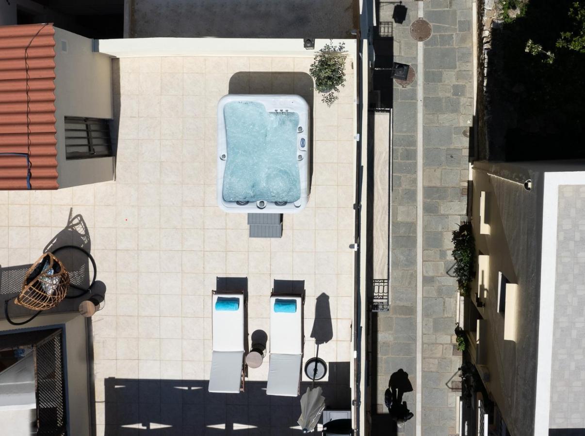The Old Town Gem Apartment Rethymno  Bagian luar foto