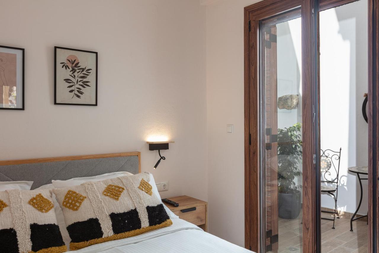 The Old Town Gem Apartment Rethymno  Bagian luar foto