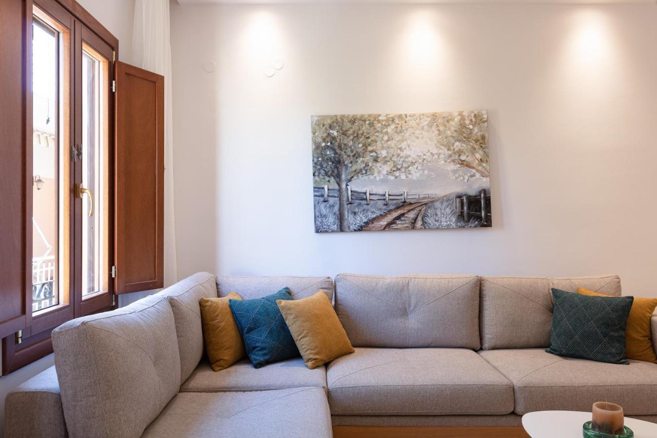 The Old Town Gem Apartment Rethymno  Bagian luar foto