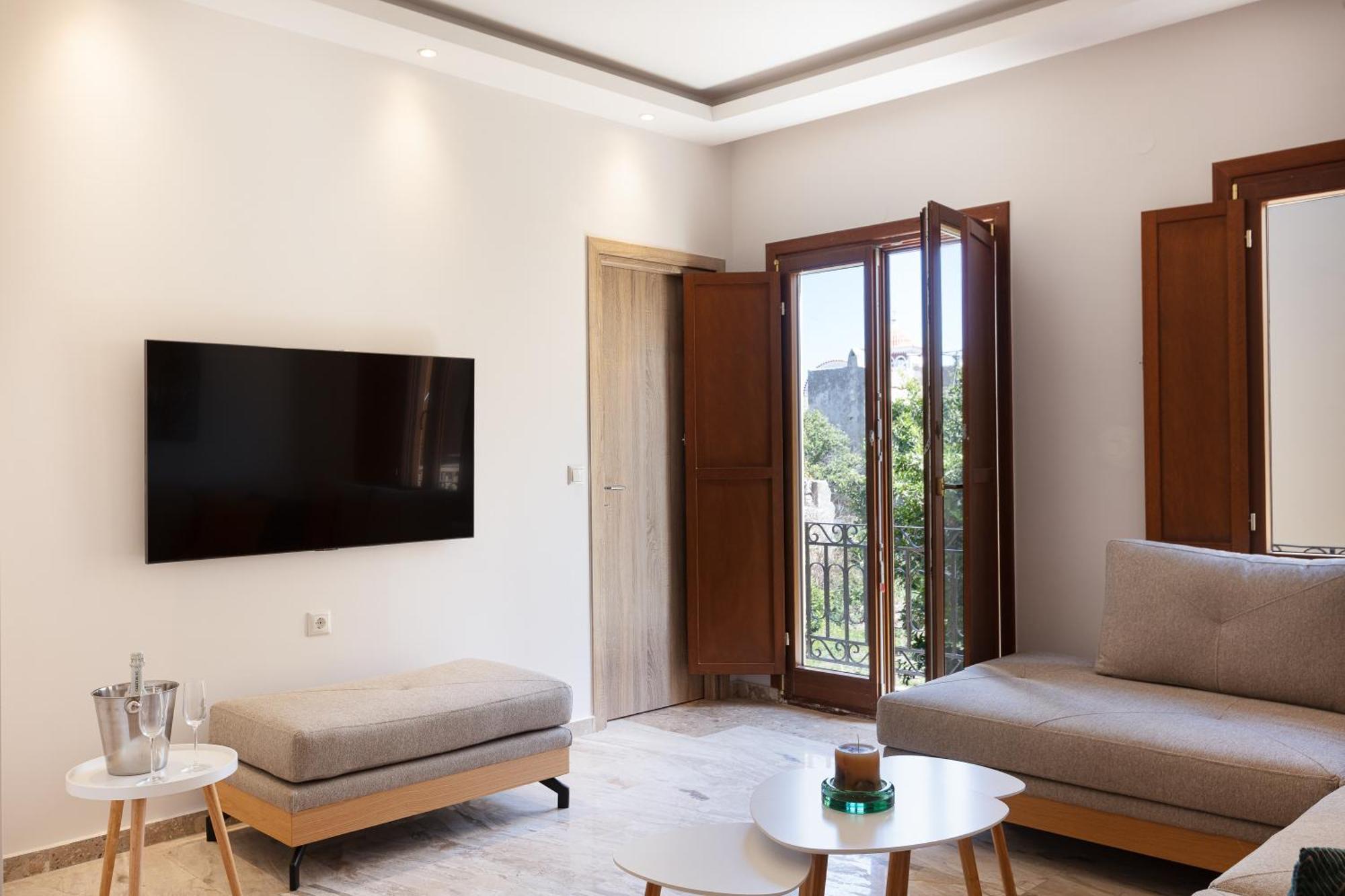 The Old Town Gem Apartment Rethymno  Bagian luar foto